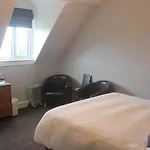 Hazeldene - With Free Offsite Health Club