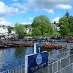 Hazeldene - With Free Offsite Health Club Pensionat 4*